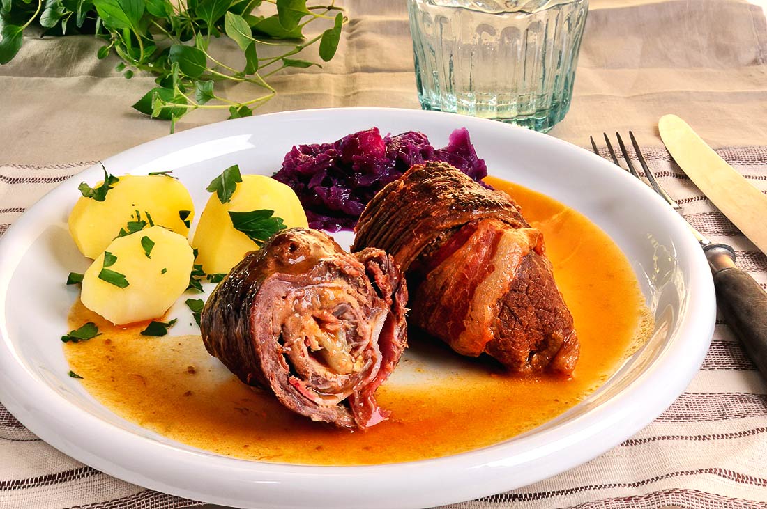Rinderroulade mit Rotkohl - Gourmet - GuideBG
